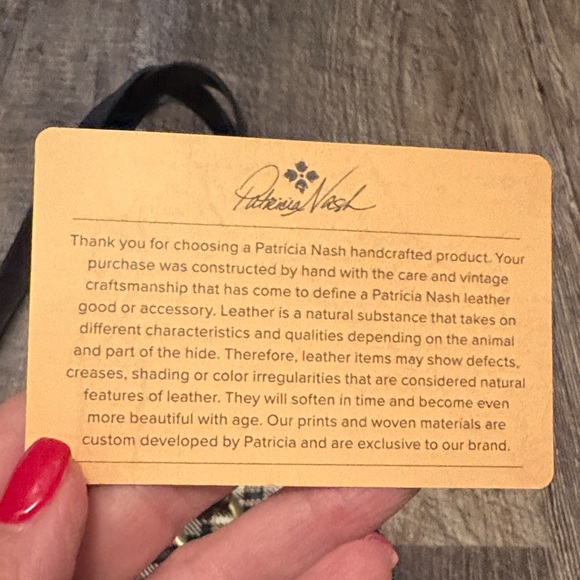 NWT Patricia Nash Nazari Leather Wallet in the Black and White and Tote - Picture 2 of 9